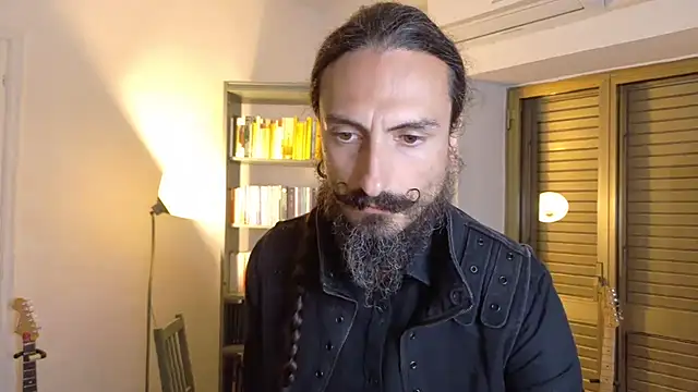 Snapshot of Mrkurt86 chatting on 10-09-25, 03:54 Mrkurt86 online show from 10-09-25, 03:54