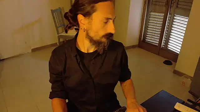 Mrkurt86 online show from 11-20-25, 03:01