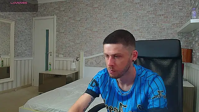 JonahShaw online show from 06-23-26, 04:10