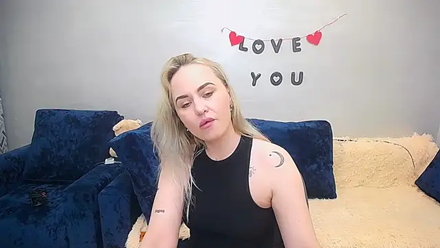 LiluMoon   online show from 04-01-26, 12:17