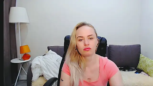 LiluMoon   online show from 04-02-26, 06:33