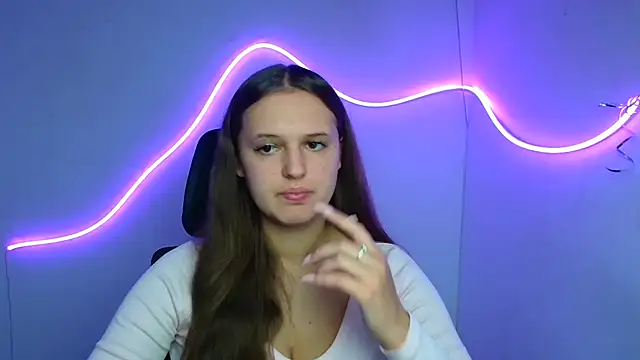 Aurora White online show from 09-27-25, 11:15