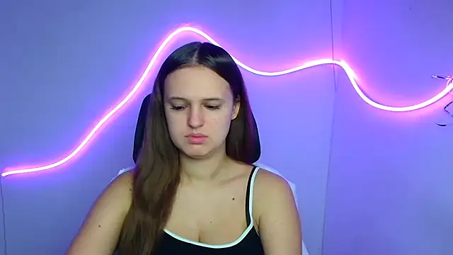 Aurora White online show from 09-28-25, 05:02