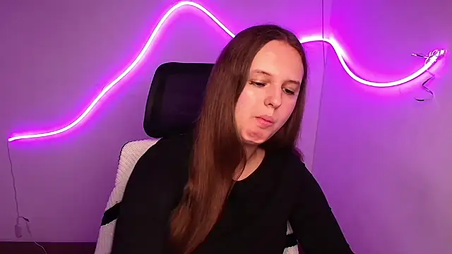 Aurora White online show from 10-08-25, 12:14