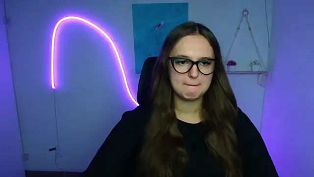 Aurora White online show from 10-24-25, 11:17