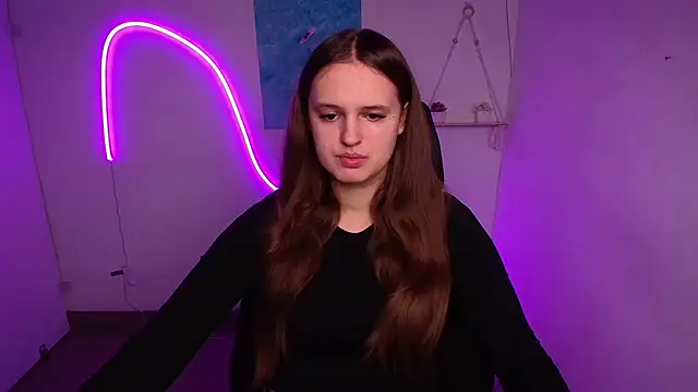 Aurora White online show from 11-06-25, 12:17