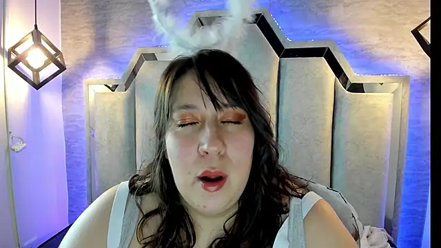  Emily rosee  online show from 10-31-25, 11:33