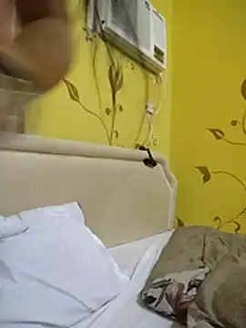 YayeeShow online show from 11-23-25, 02:28