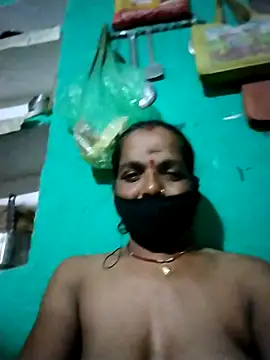 Snapshot of Sexi_savita chatting on 09-18-25, 09:55 Sexi savita online show from 09-18-25, 09:55