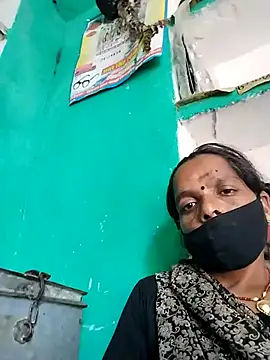 Snapshot of Sexi_savita chatting on 09-25-25, 04:16 Sexi savita online show from 09-25-25, 04:16