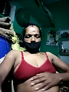 Snapshot of Sexi_savita chatting on 10-04-25, 03:54 Sexi savita online show from 10-04-25, 03:54