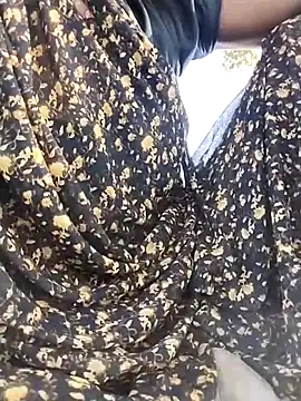 Snapshot of Sexi_savita chatting on 11-05-25, 09:20 Sexi savita online show from 11-05-25, 09:20