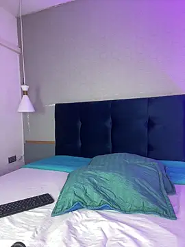 Snapshot of Leo_Savage_ chatting on 10-07-25, 04:09 Leo Savage online show from 10-07-25, 04:09