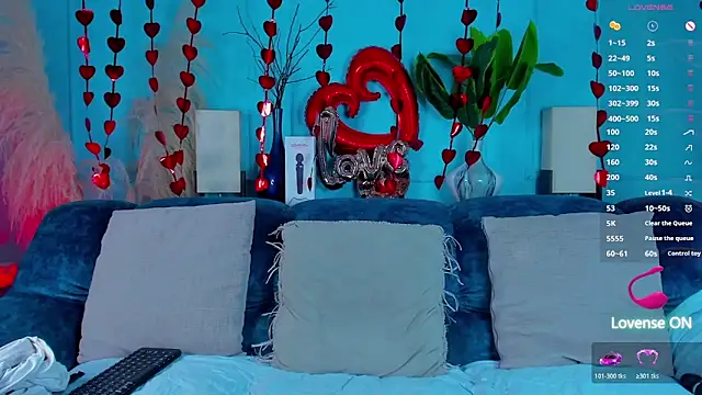 Leo Savage  online show from 02-11-26, 03:33