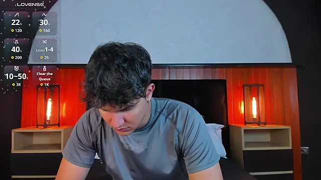Leo Savage  online show from 05-11-26, 04:29