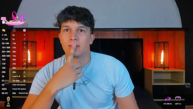 Leo Savage  online show from 06-17-26, 03:53