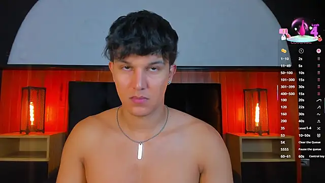 Leo Savage  online show from 06-22-26, 04:20