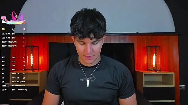 Leo Savage  online show from 06-26-26, 04:06