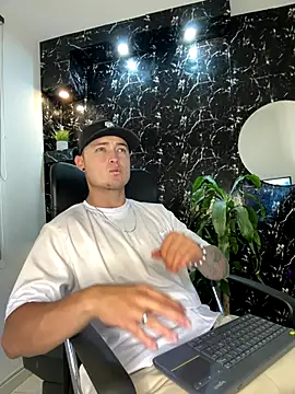 Alexander ferre online show from 01-06-26, 01:04