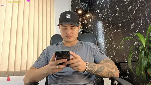 Snapshot of Alexander_ferre chatting on 02-14-26, 01:30 Alexander ferre online show from 02-14-26, 01:30