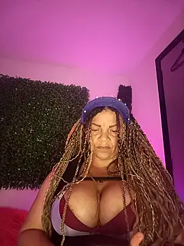 Eva Luxei online show from 10-17-25, 01:31