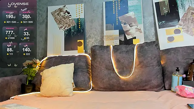 SlyFoxTales  online show from 11-28-25, 07:38