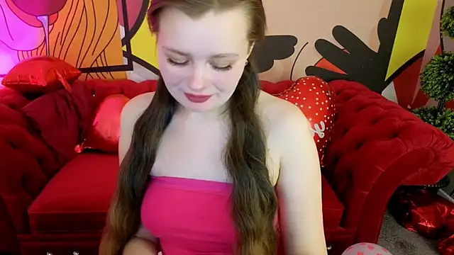 RedDoll  online show from 02-08-26, 06:06