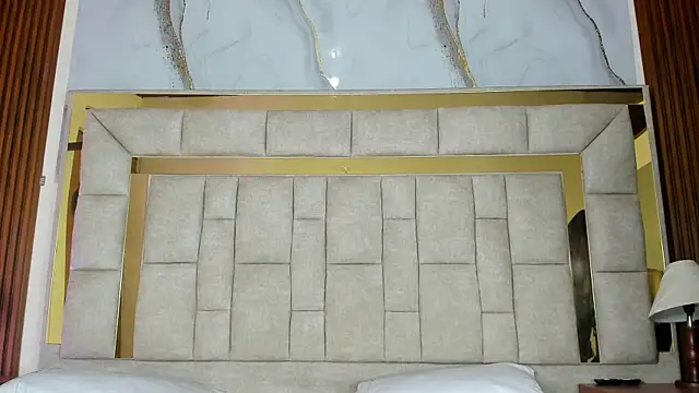 ValeriaJacobs online show from 10-04-25, 12:25