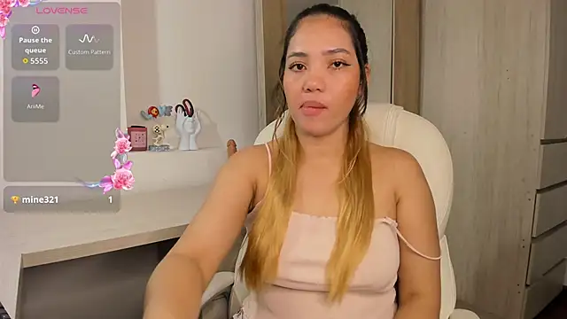 Snapshot of kata22sofia chatting on 12-03-25, 01:53 kata22sofia online show from 12-03-25, 01:53