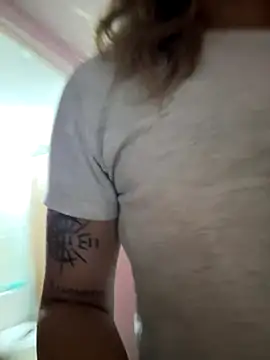 Snapshot of MorganHot0809 chatting on 09-11-25, 11:21 MorganHot0809 online show from 09-11-25, 11:21