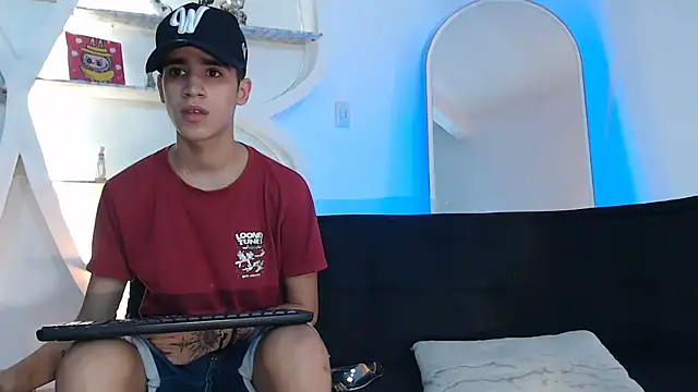 THREE GUYS HOT online show from 09-12-25, 07:58