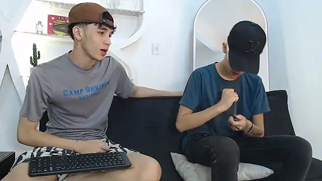 THREE GUYS HOT online show from 10-21-25, 07:25