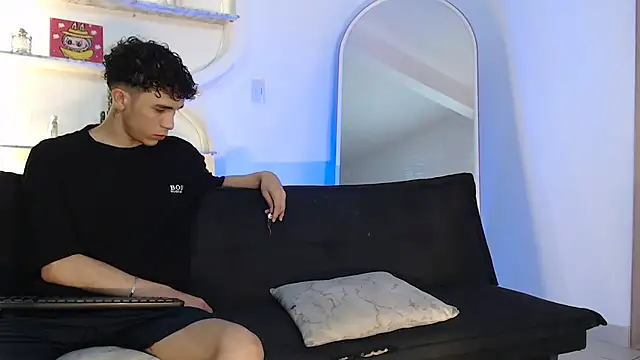 THREE GUYS HOT online show from 11-02-25, 07:27