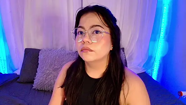 LilyRousee online show from 04-06-26, 04:46