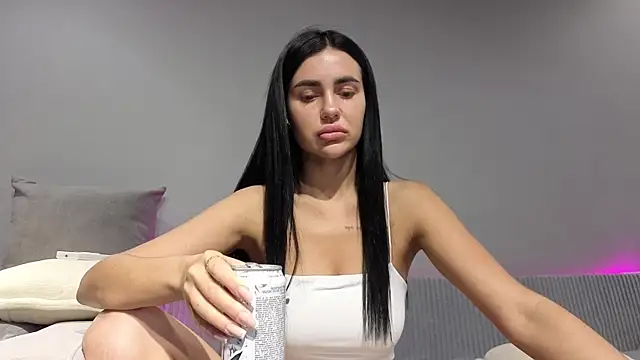 Snapshot of Mary__foxy chatting on 06-24-26, 11:26 Mary foxy online show from 06-24-26, 11:26