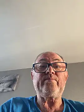 naughtygrandad1 online show from 05-10-26, 07:02
