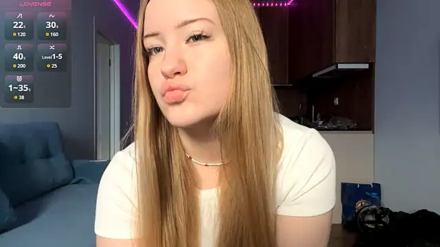 PandaFluff online show from 05-05-26, 04:37