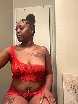 Snapshot of ObsessedWLyla chatting on 10-13-25, 10:15 ObsessedWLyla online show from 10-13-25, 10:15