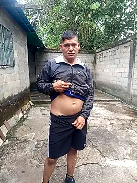 Snapshot of Franklin111230 chatting on 02-22-26, 01:20 Franklin111230 online show from 02-22-26, 01:20