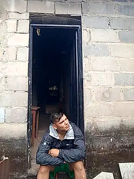 Snapshot of Franklin111230 chatting on 03-03-26, 01:17 Franklin111230 online show from 03-03-26, 01:17