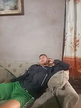 Snapshot of Franklin111230 chatting on 03-07-26, 01:30 Franklin111230 online show from 03-07-26, 01:30