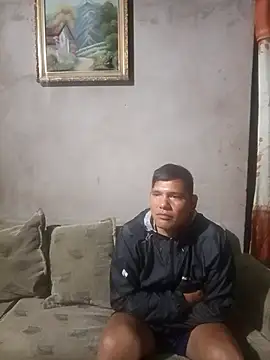 Snapshot of Franklin111230 chatting on 03-12-26, 01:01 Franklin111230 online show from 03-12-26, 01:01