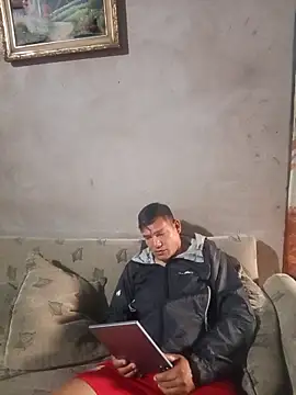 Snapshot of Franklin111230 chatting on 03-20-26, 01:38 Franklin111230 online show from 03-20-26, 01:38