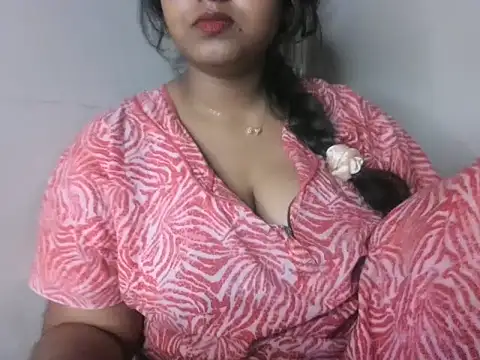 its me Rashmi online show from 10-19-25, 08:26