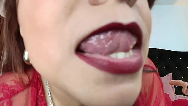 Violetta Starr online show from 09-12-25, 10:04