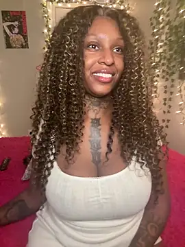 Snapshot of MistiSavannah chatting on 02-17-26, 02:08 MistiSavannah online show from 02-17-26, 02:08