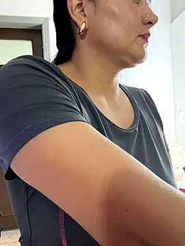 Rouse69  online show from 11-28-25, 07:11