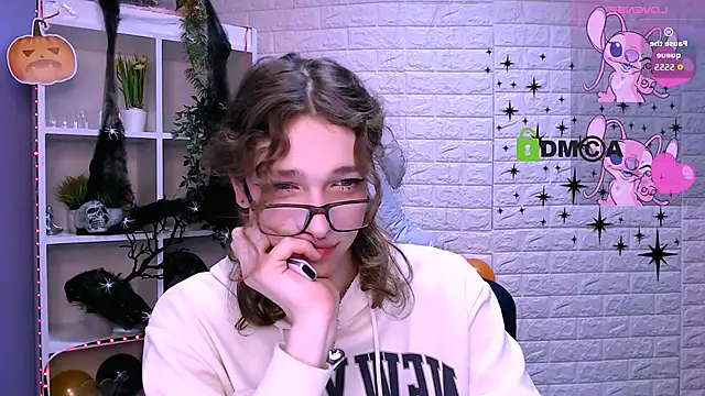 kevi sunn online show from 10-21-25, 07:25