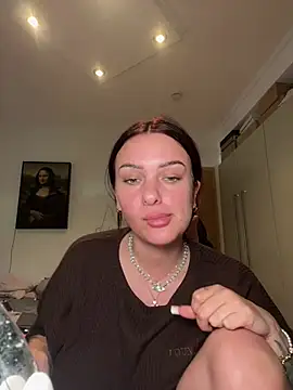 OliviaaFischer online show from 06-15-26, 03:36