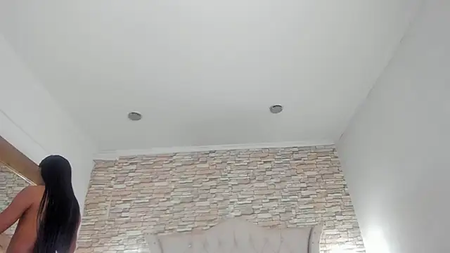 Lucia-Horny24 online show from 10-08-25, 07:11